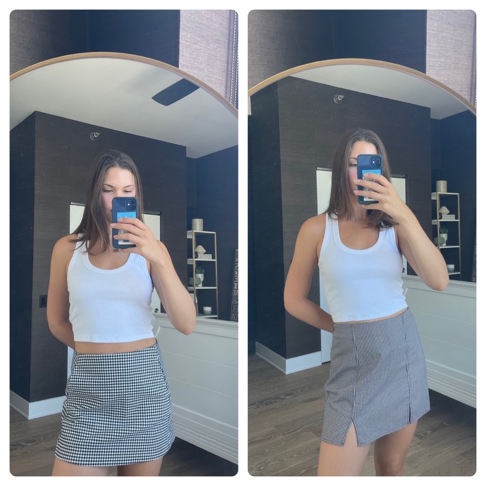 UO Set of 2 Plaid Mini Skirts 🖤🤍💕